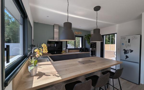 Maison à vendre    4 pièces •  Les Mathes