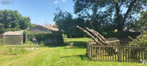 Maison à vendre à Brioux-sur-Boutonne dans les Deux-Sèvres (79170), ref : MR13263