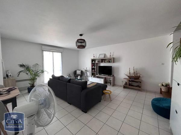 Appartement à louer 3 pièces 68.47m² Angers (49000)