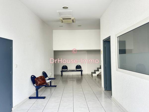 Bureau à vendre 6 pièces de 180 m²