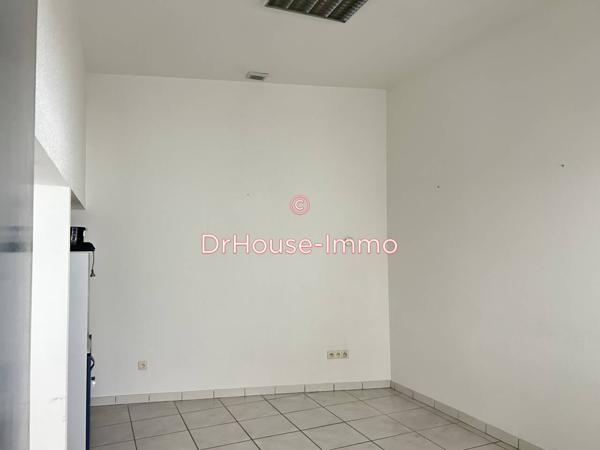 Bureau à vendre 6 pièces de 180 m²