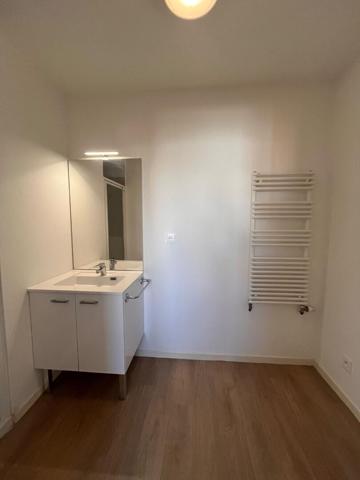 A LOUER - Appartement type 2 LOI PINEL Proximité Parc Balzac
