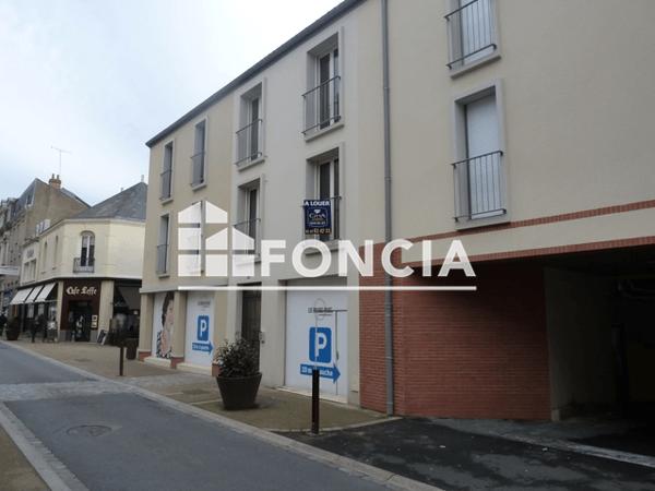 Location Studio 33.33 m² - 149 RUE NATIONALE Cholet 49300