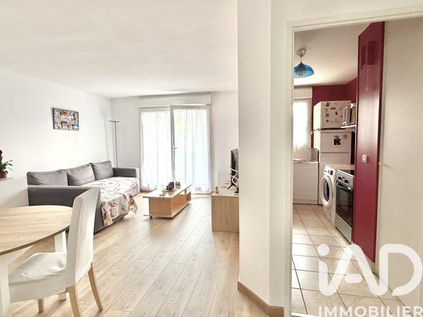 Appartement à vendre 2 pièces 45 m² Sainte-Geneviève-des-Bois