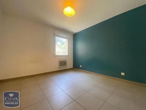 Appartement à louer 2 pièces 41.45m² Villeneuve-lès-Avignon (30400)