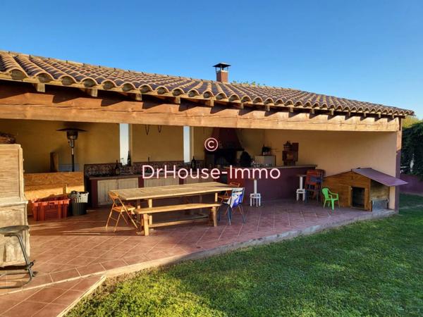 Maison à louer 5 pièces de 200 m²