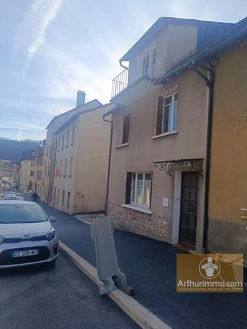 Vente                                                      Maison de ville
                        
                                         113 m2                     à Marvejols