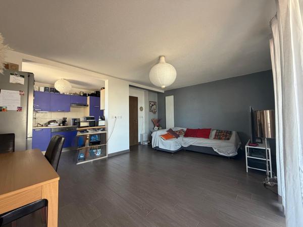 Coquet appartement T3 avec accès PMR, terrasse, garage et place de parking