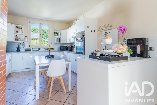 Maison à vendre 6 pièces 155 m² Viry-Châtillon