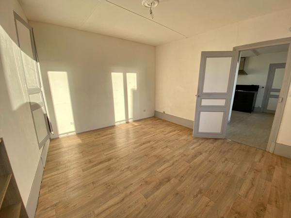 Appartement Pacy Sur Eure T1 bis 30.25 m2