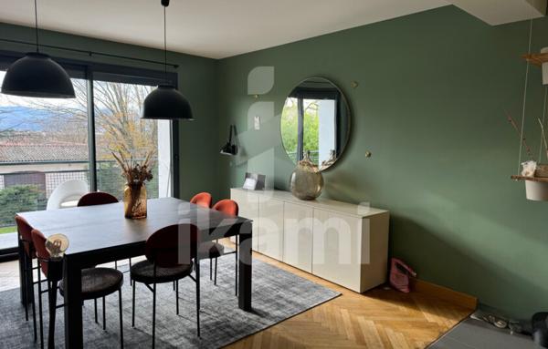 ROUSSILLON MAISON 193 M2 4 CHAMBRES