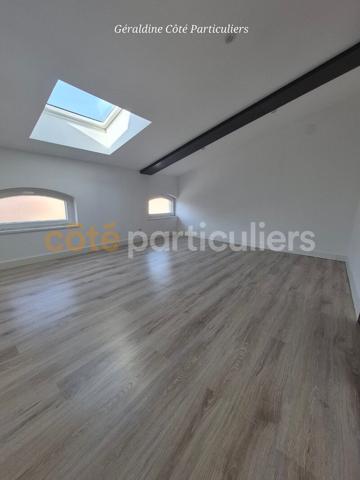 Vente
                Immeuble de rapport186,08 m² - 8 Pièces -
                    REVIGNY SUR ORNAIN (55800)