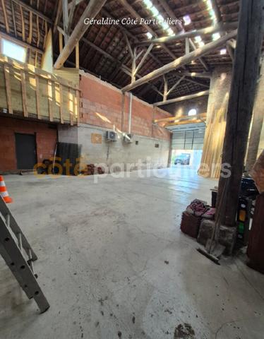 Vente
                Immeuble de rapport186,08 m² - 8 Pièces -
                    REVIGNY SUR ORNAIN (55800)