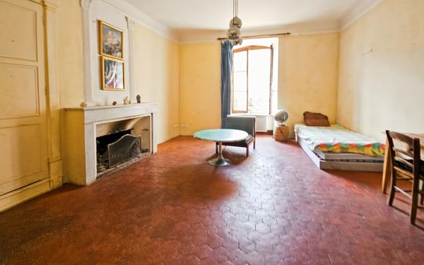 Maison à vendre    12 pièces • 486 m2 Reillanne