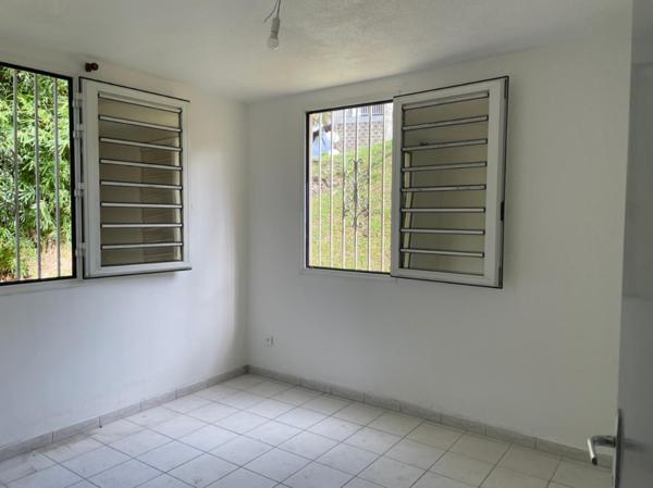 Location appartement près de SAINT JOSEPH - 4 pièce(s) - 78 m² - 1 150 €/mois