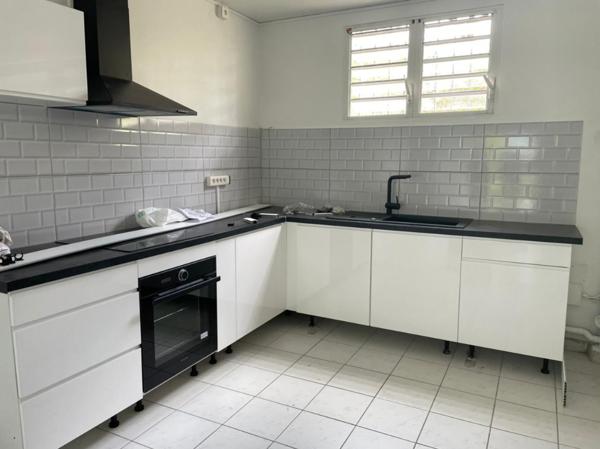 Location appartement près de SAINT JOSEPH - 4 pièce(s) - 78 m² - 1 150 €/mois