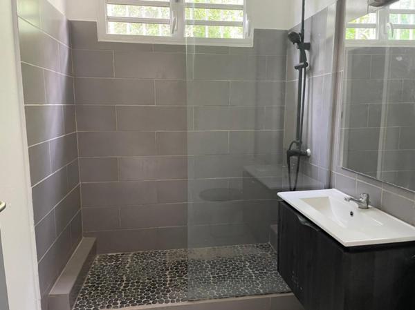 Location appartement près de SAINT JOSEPH - 4 pièce(s) - 78 m² - 1 150 €/mois