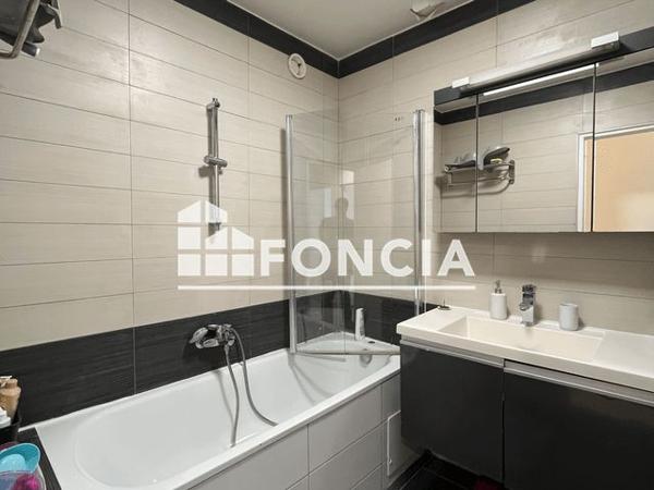 À vendre Appartement 4 pièces 90 m² - Créteil 94000