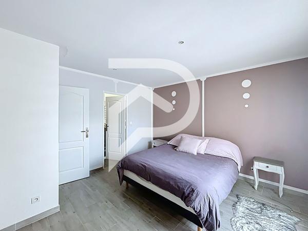 Maison 6 pièces 198 m2