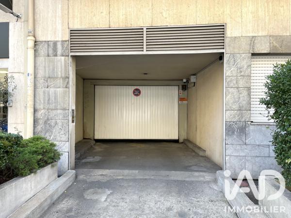 Parking à vendre 11,25 m² Paris 15