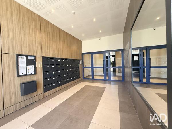 Location studio 27 m² Pontoise