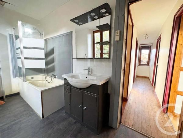 Maison à vendre  4 pièces - 83,11 m 2   CHATEAUPONSAC  - 87