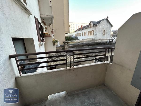 Appartement à louer 4 pièces 71.78m²