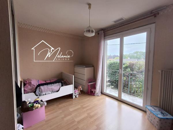 Maison quartier calme trois chambres jardin garage