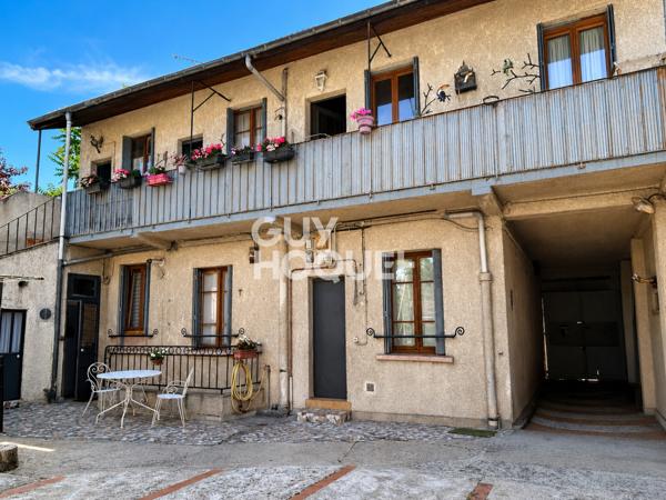 ENSEMBLE IMMOBILIER COMPRENANT 4 LOGEMENTS - TERRASSE ET JARDIN - DOUBLE BOX