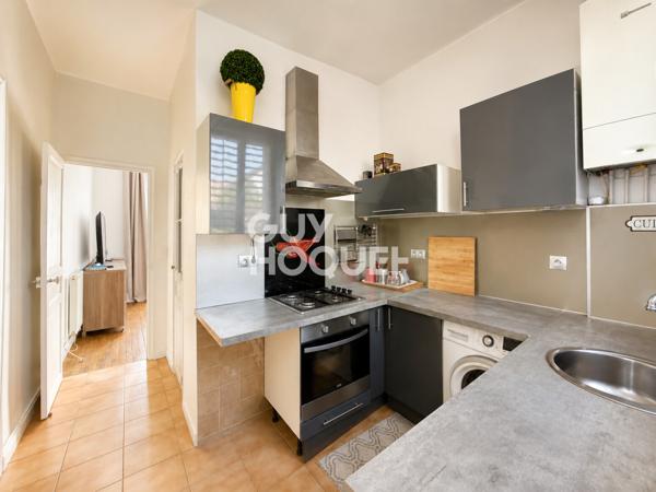 ENSEMBLE IMMOBILIER COMPRENANT 4 LOGEMENTS - TERRASSE ET JARDIN - DOUBLE BOX