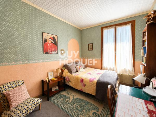 ENSEMBLE IMMOBILIER COMPRENANT 4 LOGEMENTS - TERRASSE ET JARDIN - DOUBLE BOX