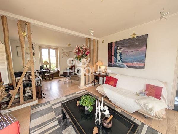 MAGNIFIQUE DEMEURE 233m2 VIEUX MARLY