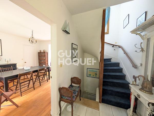 MAGNIFIQUE DEMEURE 233m2 VIEUX MARLY