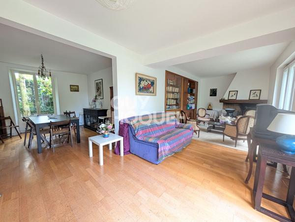 MAGNIFIQUE DEMEURE 233m2 VIEUX MARLY