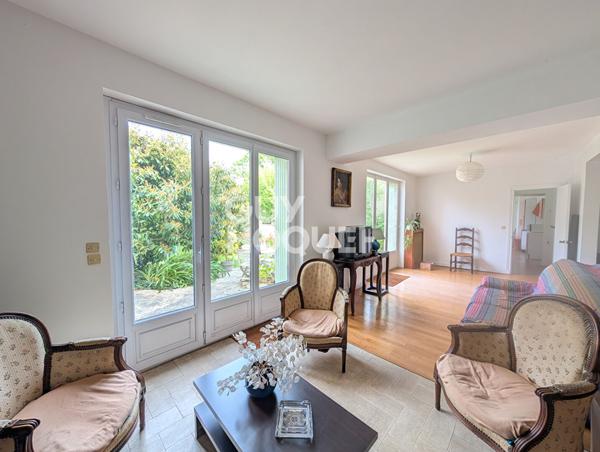 MAGNIFIQUE DEMEURE 233m2 VIEUX MARLY