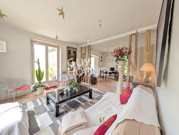 MAGNIFIQUE DEMEURE 233m2 VIEUX MARLY