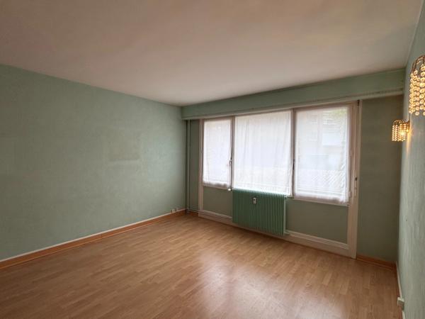 Appartement 4 pièces de 89m2 avec un balcon