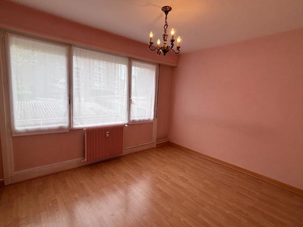 Appartement 4 pièces de 89m2 avec un balcon
