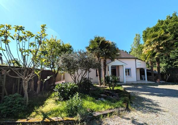 grande maison avec 4 ch à 10 min d'Angers.