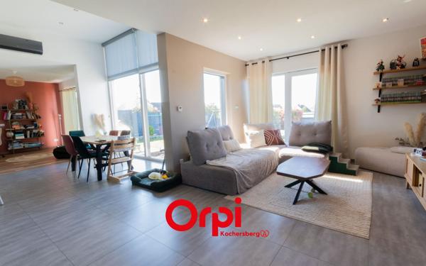 Maison à vendre    5 pièces •  Mittelschaeffolsheim