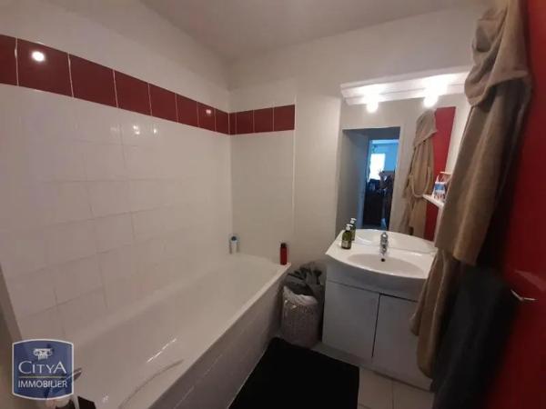Appartement à louer 2 pièces 48.15m² Yvetot (76190)