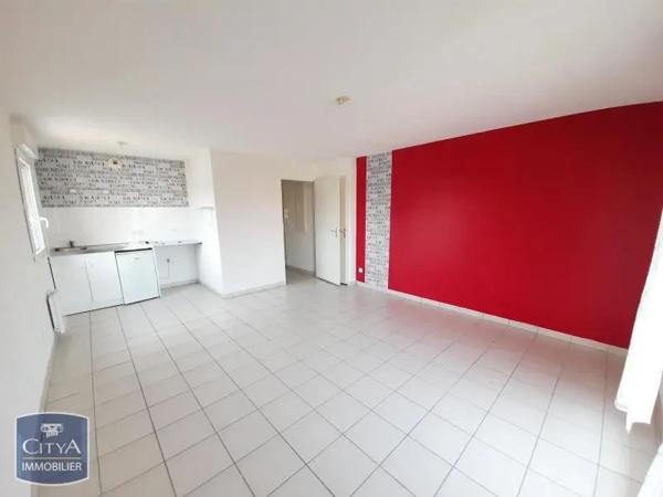 Appartement à louer 2 pièces 48.15m² Yvetot (76190)