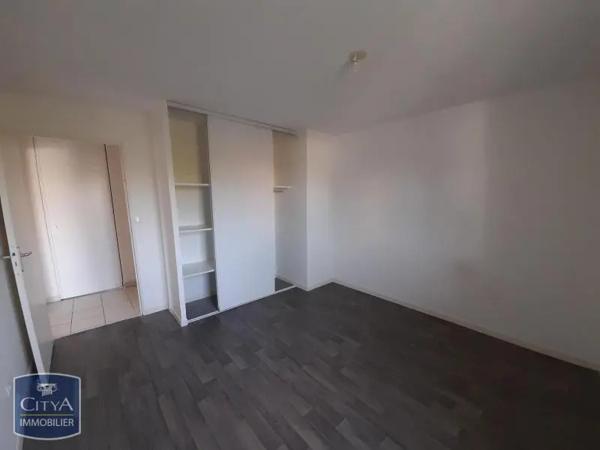 Appartement à louer 2 pièces 48.15m² Yvetot (76190)