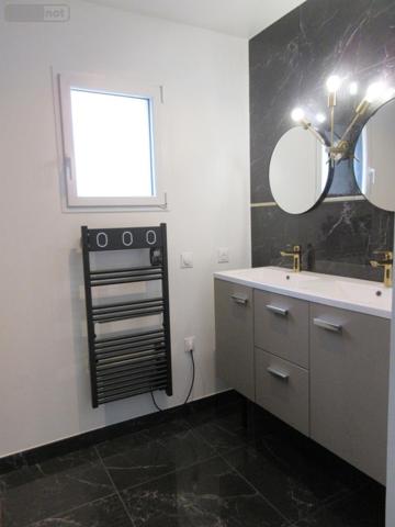 Maison à vendre à Locminé dans le Morbihan (56500), ref : 56077-877