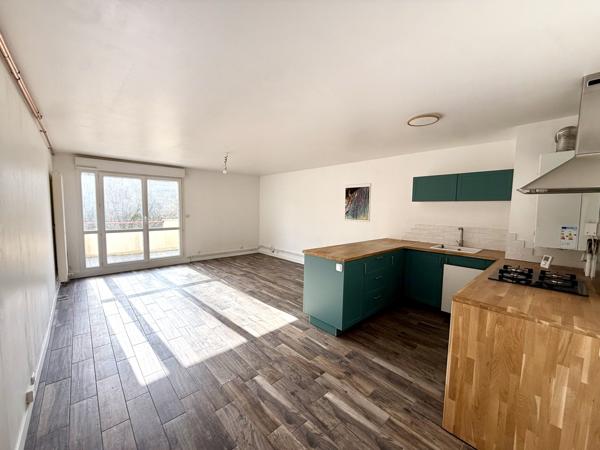 Sevran (93270) 3 Pièces avec parking sevran village les sablons