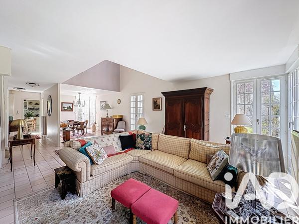 Maison à vendre 8 pièces 170 m² Saint-Rémy-lès-Chevreuse