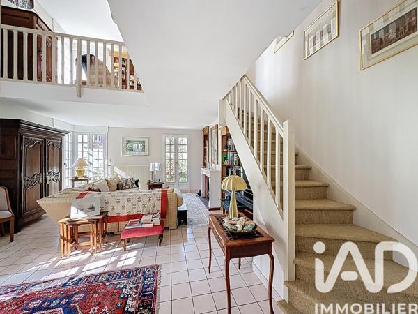 Maison à vendre 8 pièces 170 m² Saint-Rémy-lès-Chevreuse