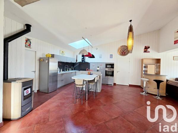 Maison à vendre 7 pièces 207 m² Châteauroux