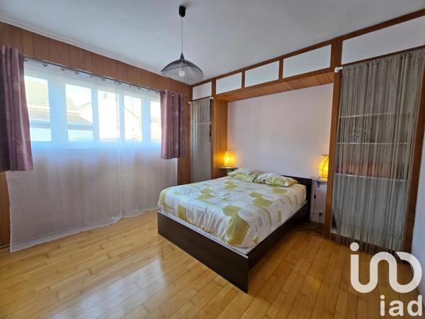 Maison à vendre 7 pièces 207 m² Châteauroux