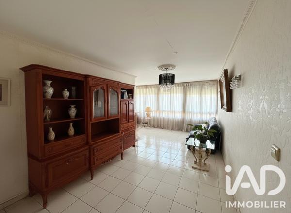 Appartement à vendre 4 pièces 76 m² Paris 19